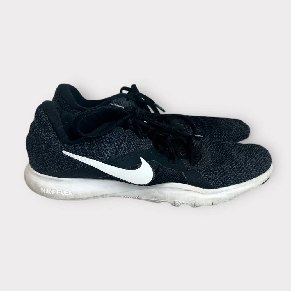 Nike women flex
